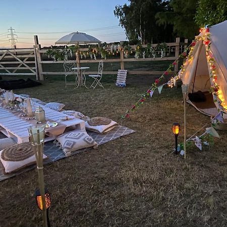 Country Bumpkins Luxury Glamping Wellingore Exterior foto