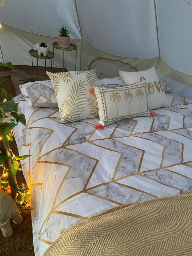 Country Bumpkins Luxury Glamping Wellingore Exterior foto