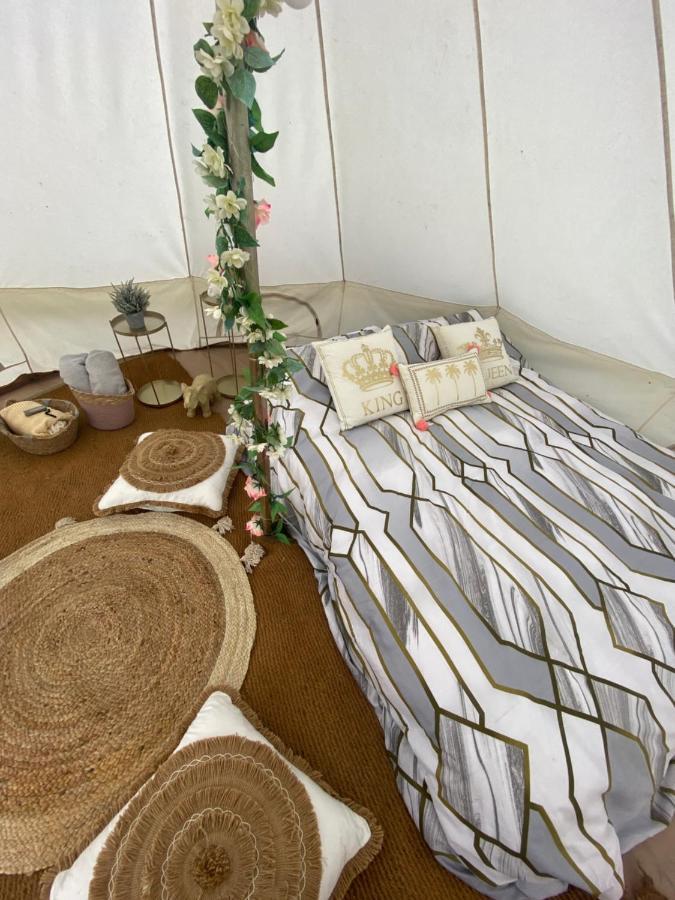 Country Bumpkins Luxury Glamping Wellingore Exterior foto