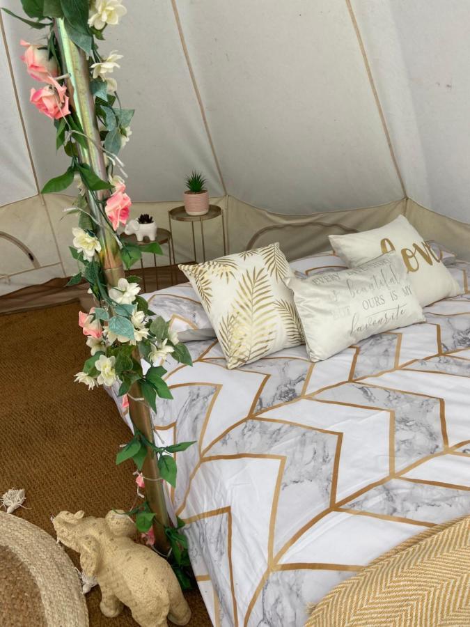 Country Bumpkins Luxury Glamping Wellingore Exterior foto
