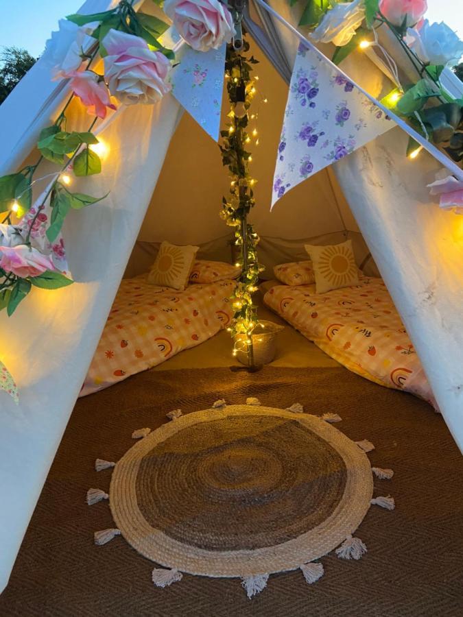 Country Bumpkins Luxury Glamping Wellingore Exterior foto