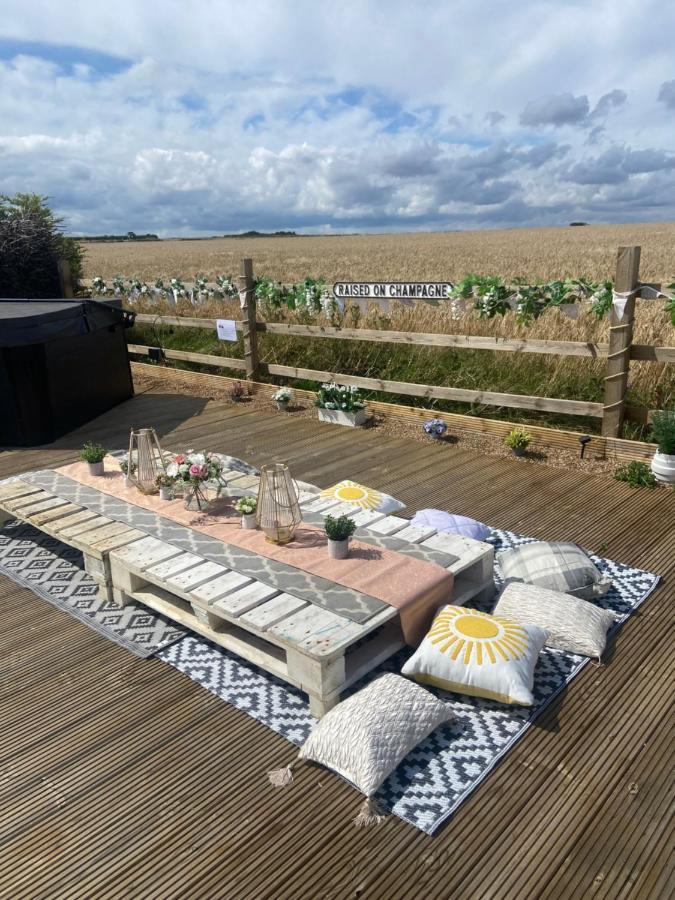 Country Bumpkins Luxury Glamping Wellingore Exterior foto