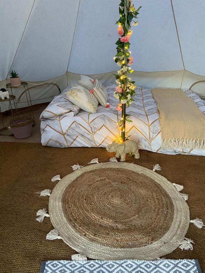 Country Bumpkins Luxury Glamping Wellingore Exterior foto
