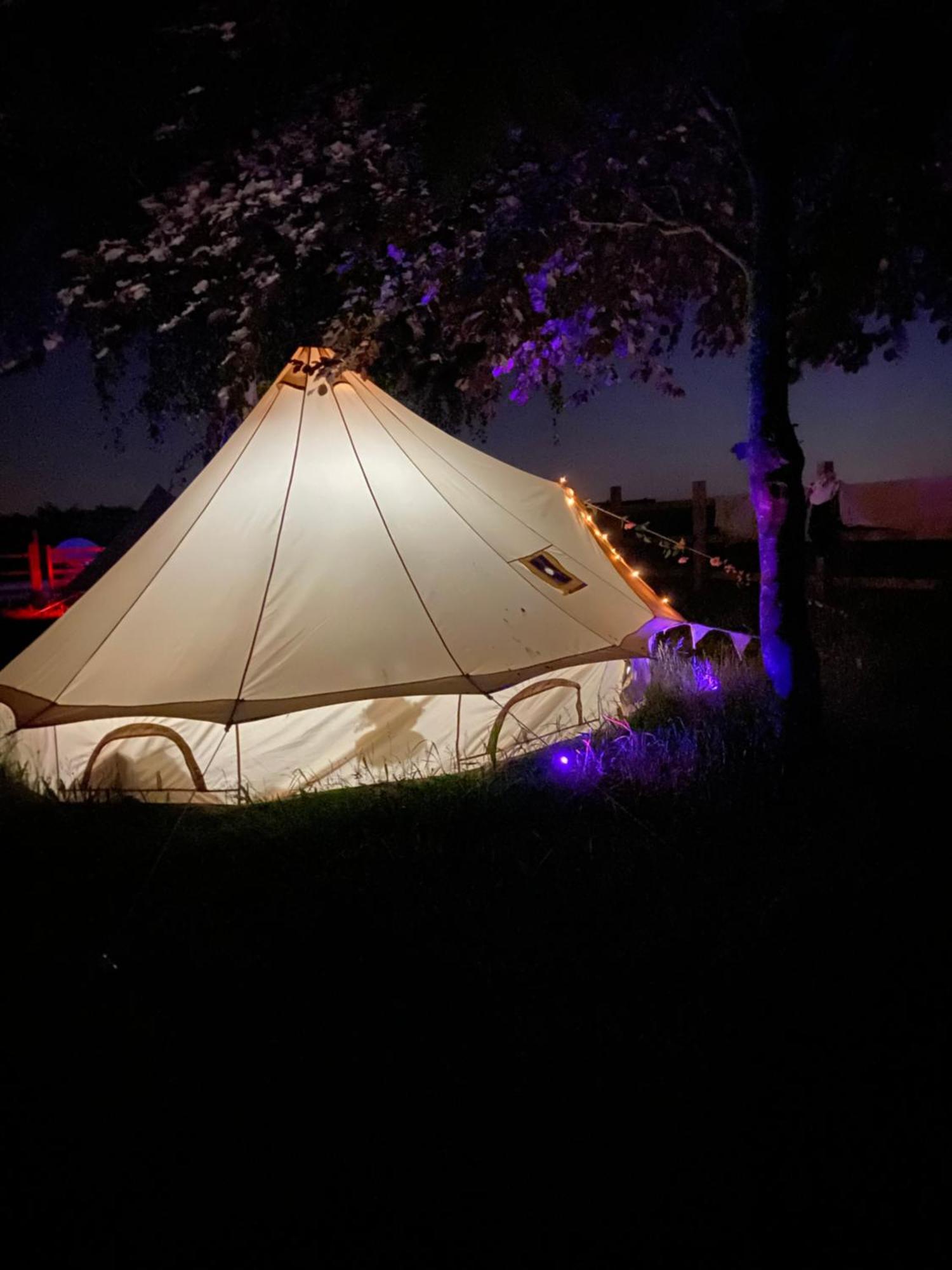 Country Bumpkins Luxury Glamping Wellingore Exterior foto