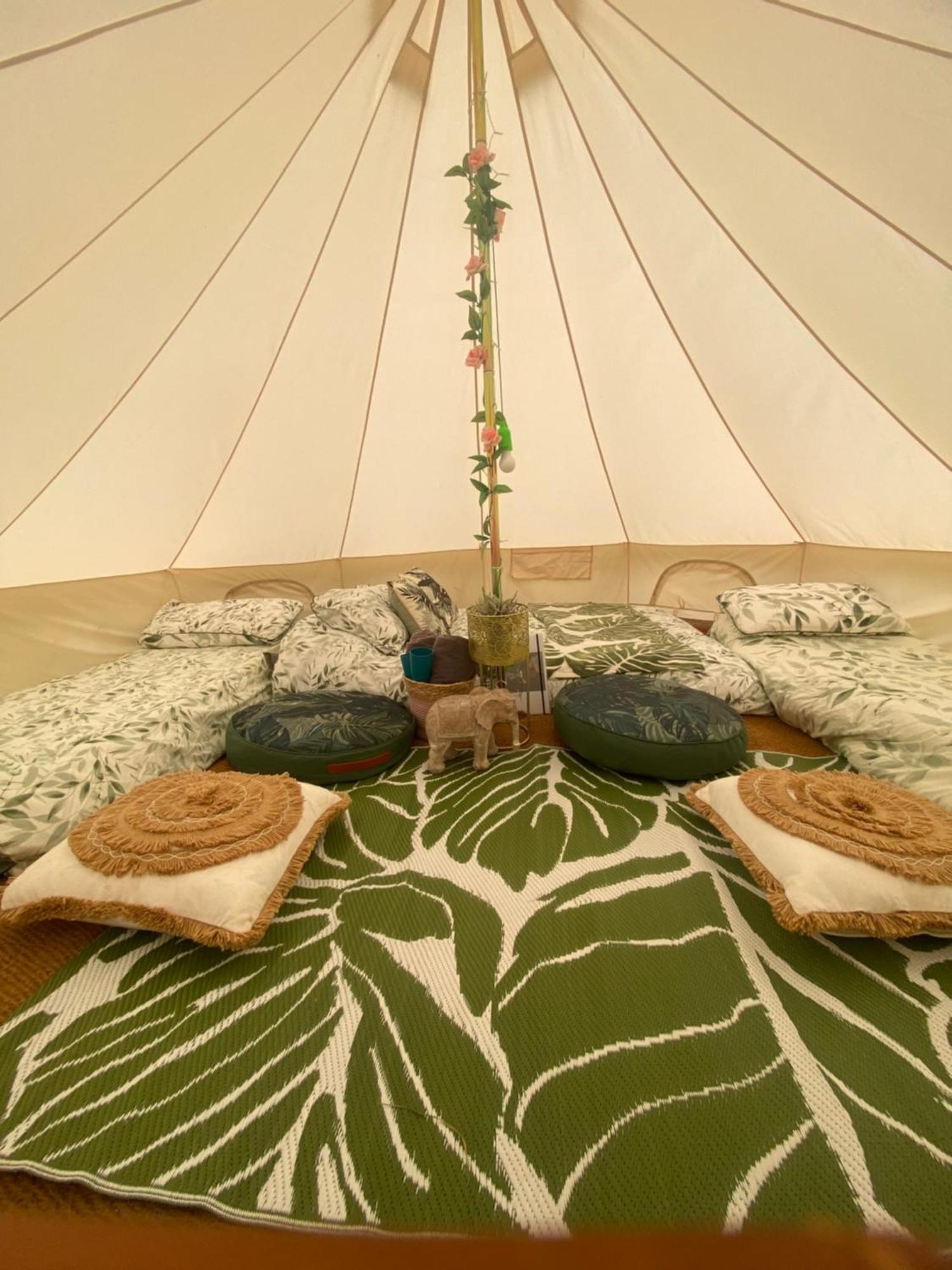 Country Bumpkins Luxury Glamping Wellingore Exterior foto